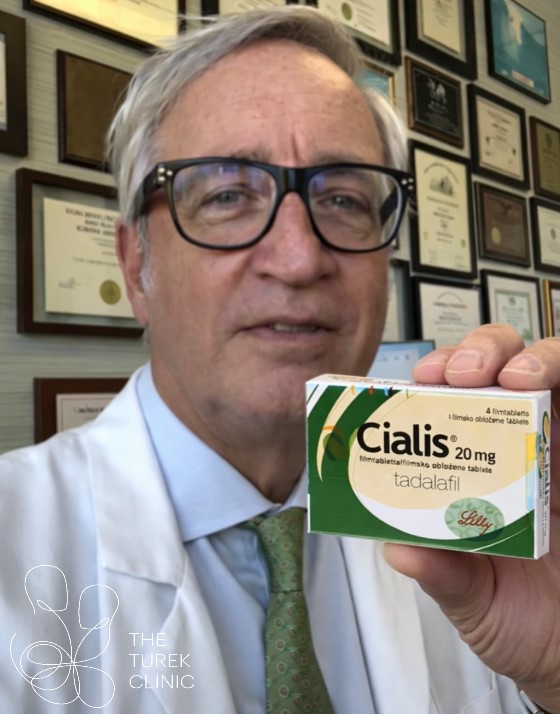 Dott. Paul Turek — The Turek Clinic, specialista in disfunzione erettile e terapia con Cialis generico Dottor Paul Turek, urologo specialista, confronta il Cialis 20 mg (tadalafil) con l'acquisto di Cialis senza ricetta online